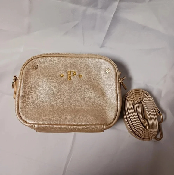 NWT THIRTY ONE Double-Zip Crossbody Bag - Gold Metallic Smooth Pebble "P" ** - Picture 1 of 7